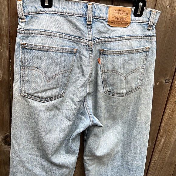 High Rise Wide Leg Levis - Picture 7 of 7